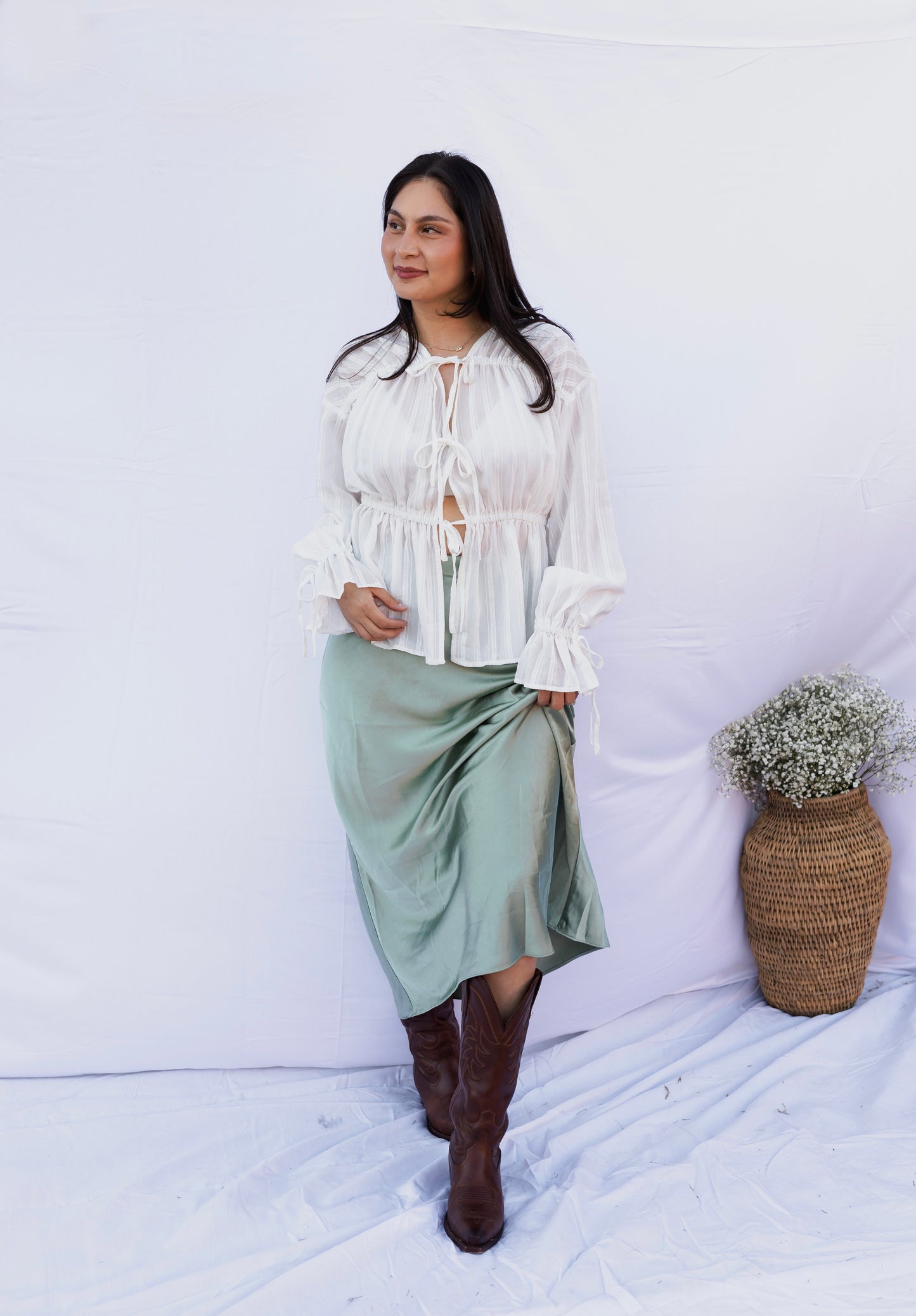 Eloise - Woven Front Tie Blouse