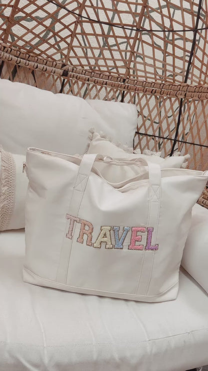TRAVEL TOTE